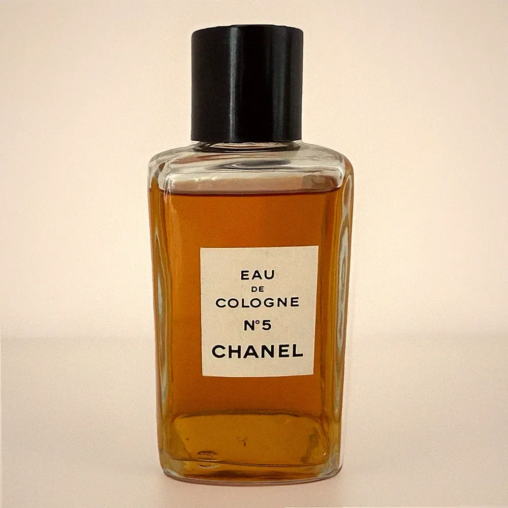 Vintage CHANEL No. 5 Eau De Cologne 4 Fl Oz Splash Bottle New York MCM glass