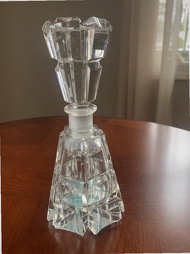 Vintage MCM Geometric Design Cut Crystal Perfume Bottle ~ 7 1/4” Tall ~ READ DES